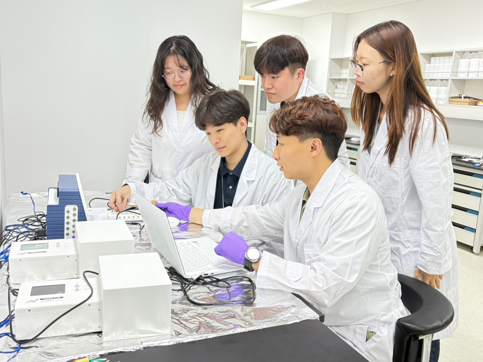 [인터뷰] 위스메디컬, 초박형∙경량 웨어러블 수면 진단 패치로 수면다... - 뉴스 썸네일 이미지