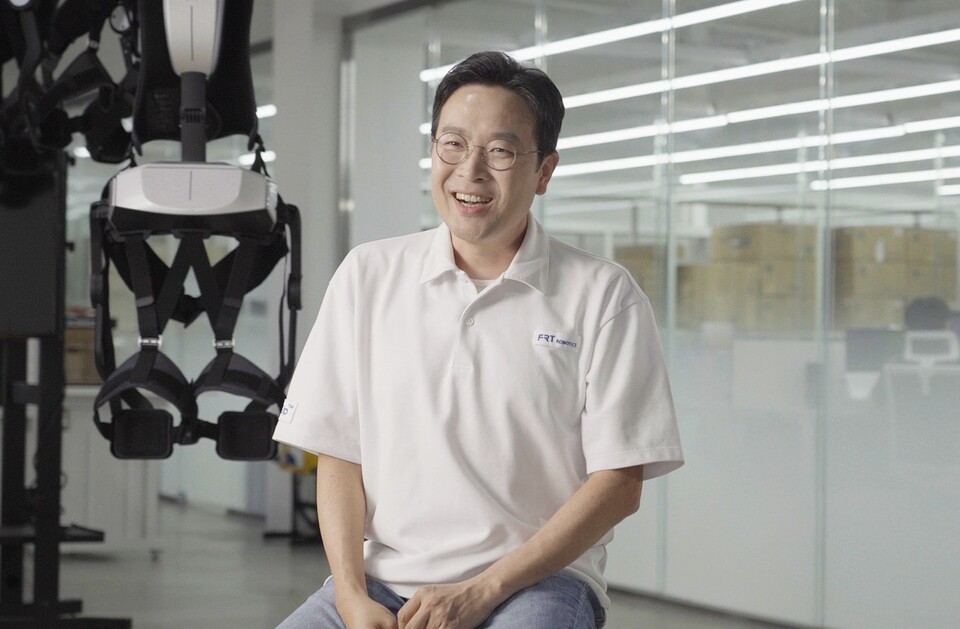 [인터뷰] 에프알티로보틱스, "허리 부담 줄이는 근력 보조 웨어러블 로... - 뉴스 썸네일 이미지
